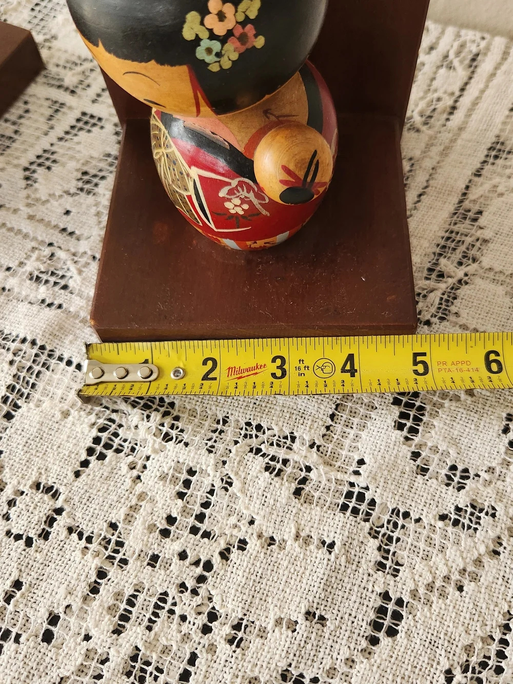 Vintage Hand-Painted Red and Green Kokeshi Doll Pair - Home Accents